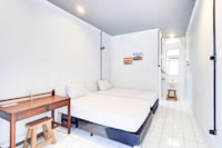 Stylish Delux Twin Stay with Free WiFi and Parking
