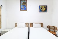 Stylish Twin Stay with Free WiFi Parking and Pool