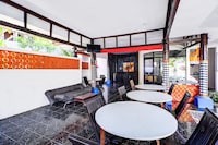 Stylish Double Suite Escape with Parking