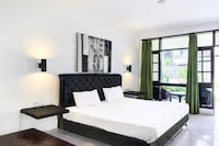Stylish Double Suite Escape with Parking