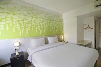 Luxury Double Suite with Balcony and Free WiFi