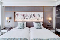 Modern Twin Suite Stay W/ Free WiFi and Pool