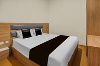 Spacious Double Suite Haven w/ Free Parking & WiFi