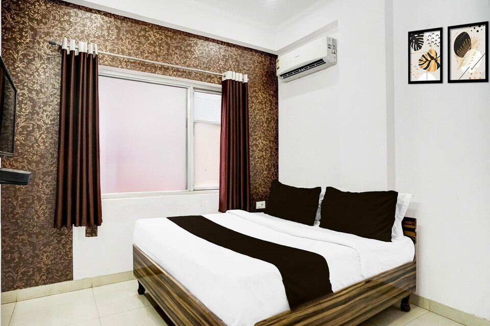 Super Deluxe Twin Room Hotel Rayal Inn, Jaipur