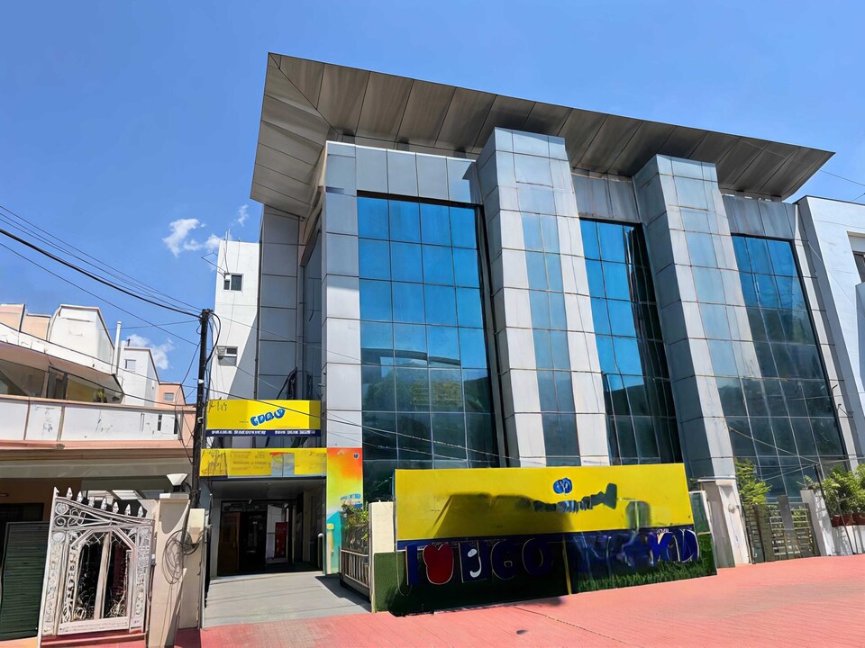 Super Hotel O Vineet Khand, Lucknow