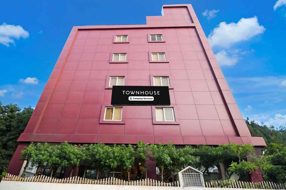 DeluxePurple Square, Hyderabad