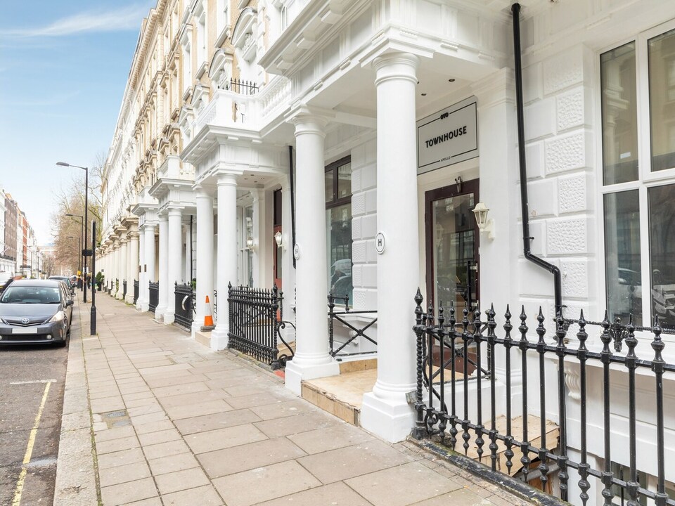 Standard Triple Room, London