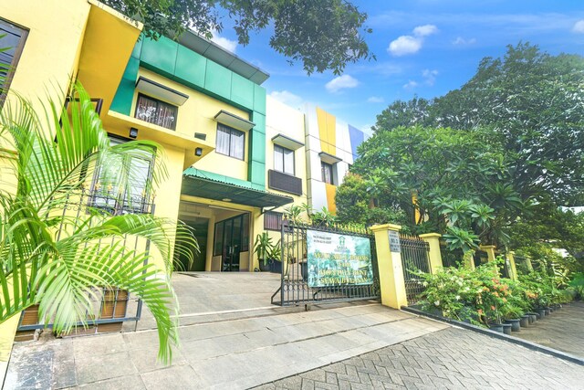 Cozy Single Stay with Free WiFi and Parking