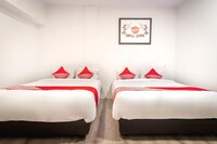 Family Luxury Suite W/Free WiFi and Parking
