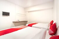 Family Luxury Suite W/Free WiFi and Parking