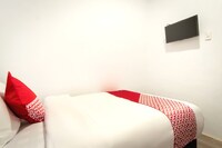 Single Vibes Escape with Free WiFi and Parking
