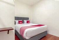 Cozy Single Stay with Free WiFi and Parking