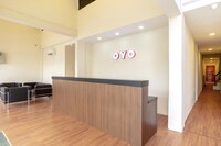 Cozy Single Stay with Free WiFi and Parking