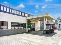 Luxury Deluxe DBL Retreat W/ Free WiFi and Parking