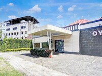 Luxury Deluxe DBL Retreat W/ Free WiFi and Parking