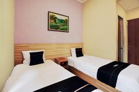 Cozy Twin Escape with Free WiFi and Parking