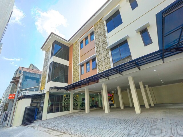 Luxury Deluxe DBL Retreat W/ Free WiFi and Parking