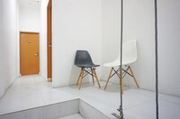 Stylish DBL Suite Escape W/ Free WiFi and Parking