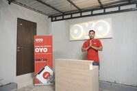 Cozy Standard Twin Stay with Free WiFi and Parking