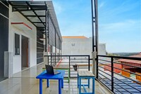 Modern Family Suite Stay Near UNISLA w/ WiFi