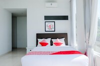 Stylish DBL Suite Escape W/ Free WiFi and Parking