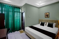Refined Indonesia Delux Double Escape w/ Free WiFi