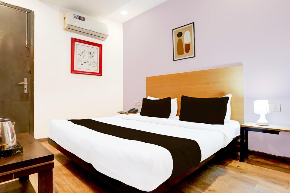 Classic with Balcony Rohini Sector 24, New Delhi