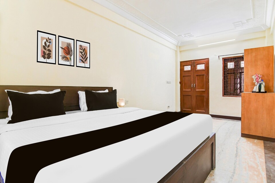 Deluxe Hotel O Lenin Sarani, Kolkata