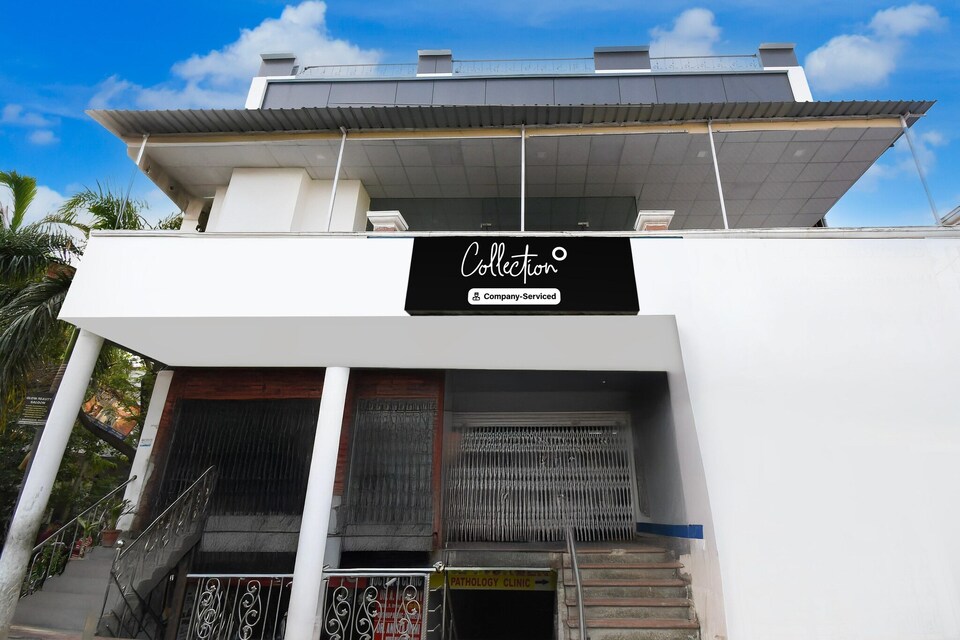 Deluxe Khusboo Palace, Lucknow