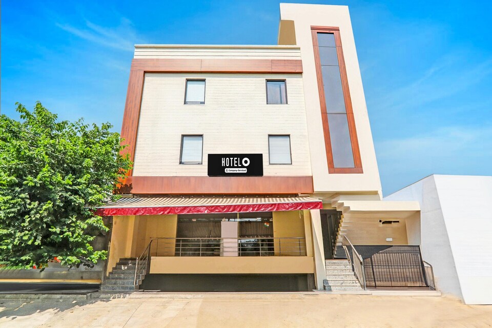 Premium Kathauta Jheel Malhaur, Lucknow