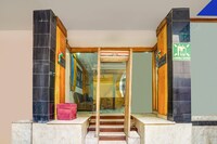 Hotel O Paharganj Near Railway Station Formerly Chand Palace