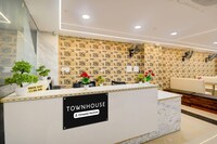 Townhouse Gomti Nagar Station Formerly Budget In