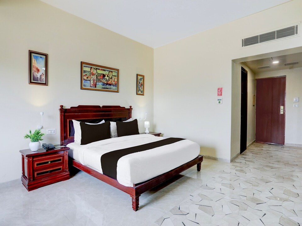 SuiteLa Casa Inn, Anand