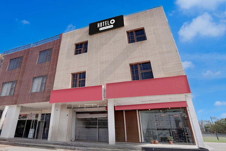 Saver Single Hotel O ISBT Mohali Holiday, Sahibzada Ajit Singh Nagar