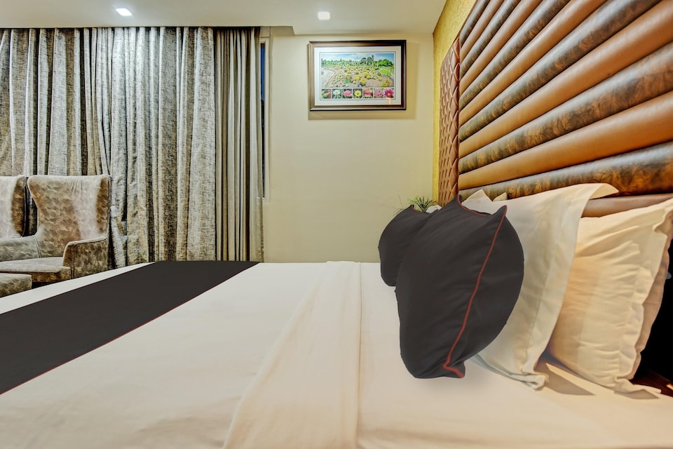 Deluxe Hotel Vihaan Residency, Zirakpur
