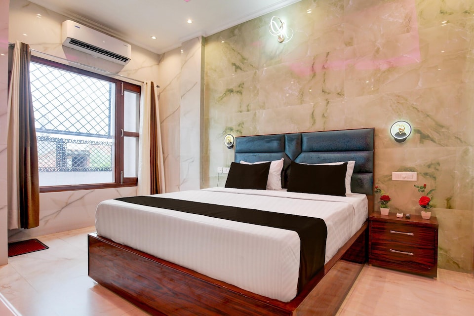 Deluxe Chandigarh Near PEC-PGI-PU Hotel Paradise, Nayagaon