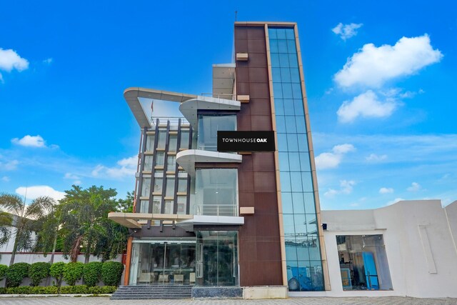 Townhouse Oak Phase 13 Varanasi Formerly RR Palace
