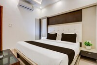 Townhouse Oak Phase 13 Varanasi Formerly RR Palace