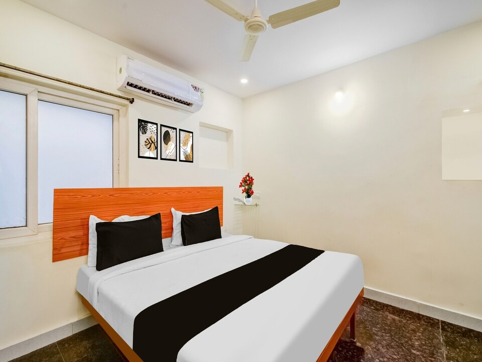 Deluxe with Twin Bed Neredmet Road, Hyderabad