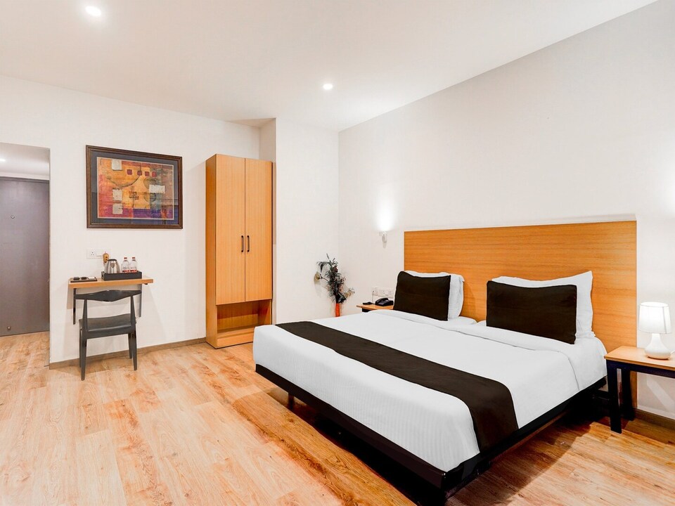 Deluxe Hotel Panchvati Comforts, Bengaluru