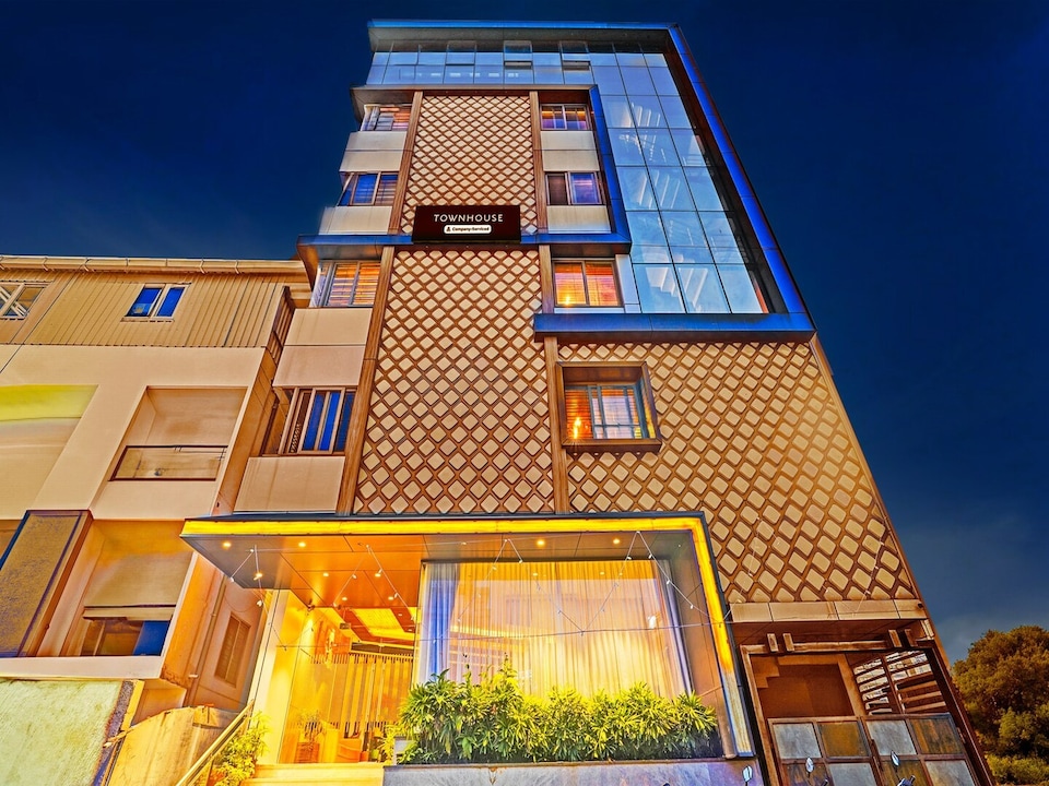 Premium Indiranagar Leela Park Domlur, Bengaluru