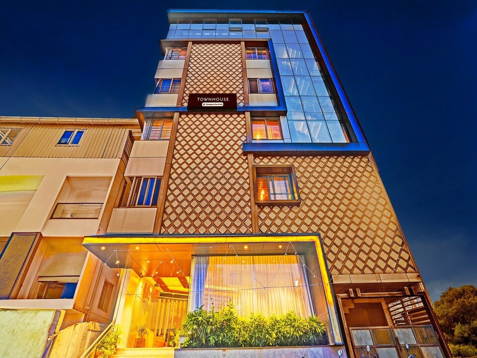 Deluxe Indiranagar Leela Park Domlur, Bengaluru