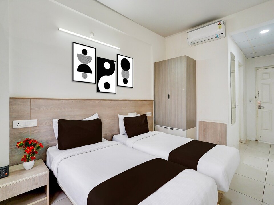 Suite KSR Bengaluru City Junction Gurudev, Bengaluru