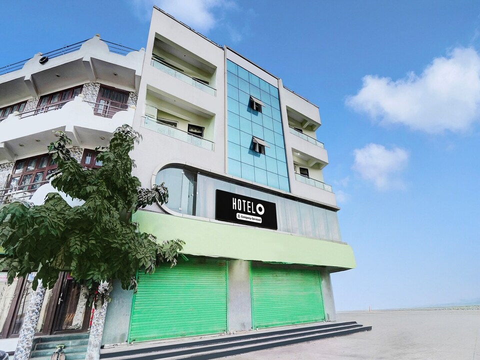 Deluxe Hotel Paradise, Chittorgarh
