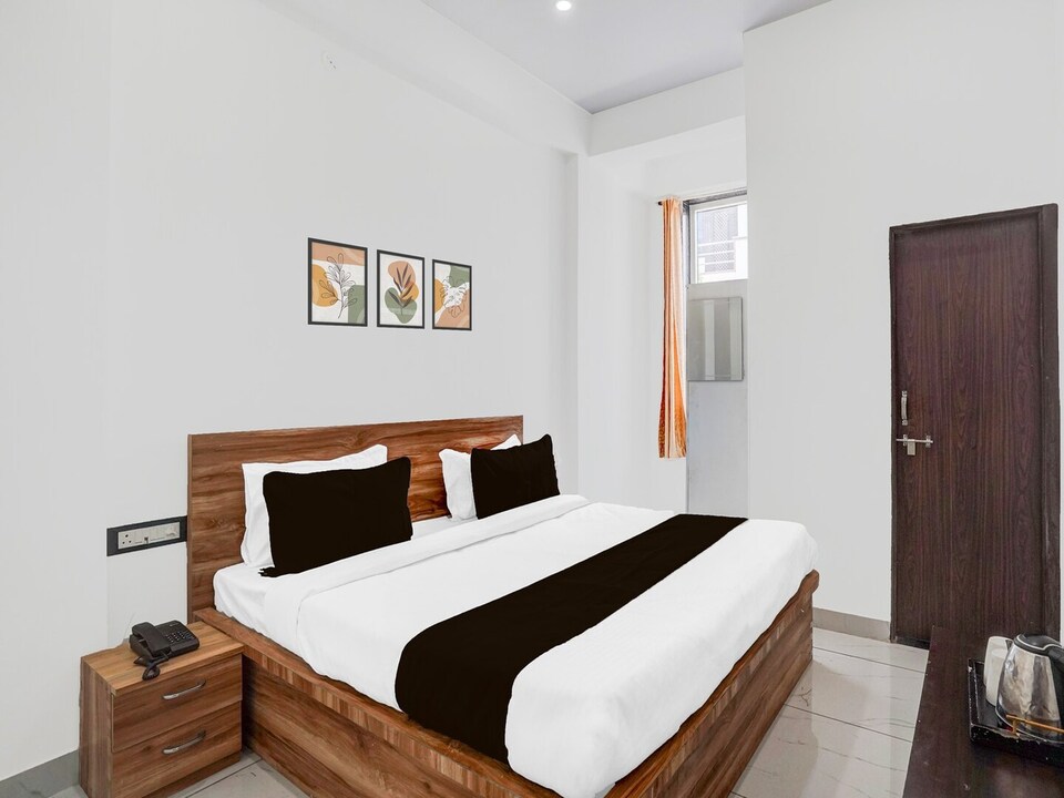 DeluxeHotel Chinar Inn, Jaipur