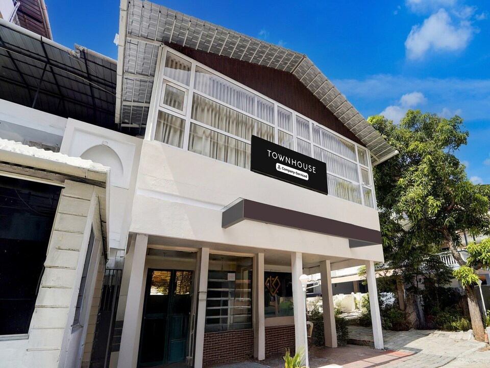 Premium Keyen Arcade, Kochi