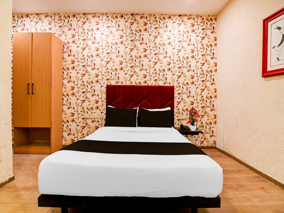 Deluxe Hotel Mannat International, Kolkata