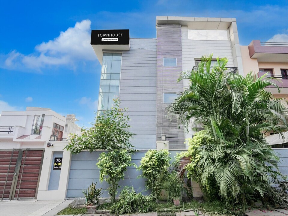 Deluxe with Balcony Luxury Suites Inn, Noida
