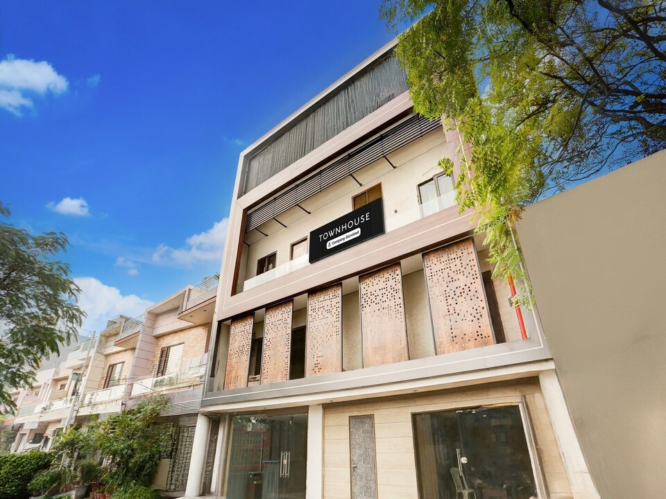 Saver Single Haibowal Chowk DMC, Ludhiana