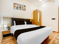 Super Townhouse Oak AIIMS Walmi Govindpur